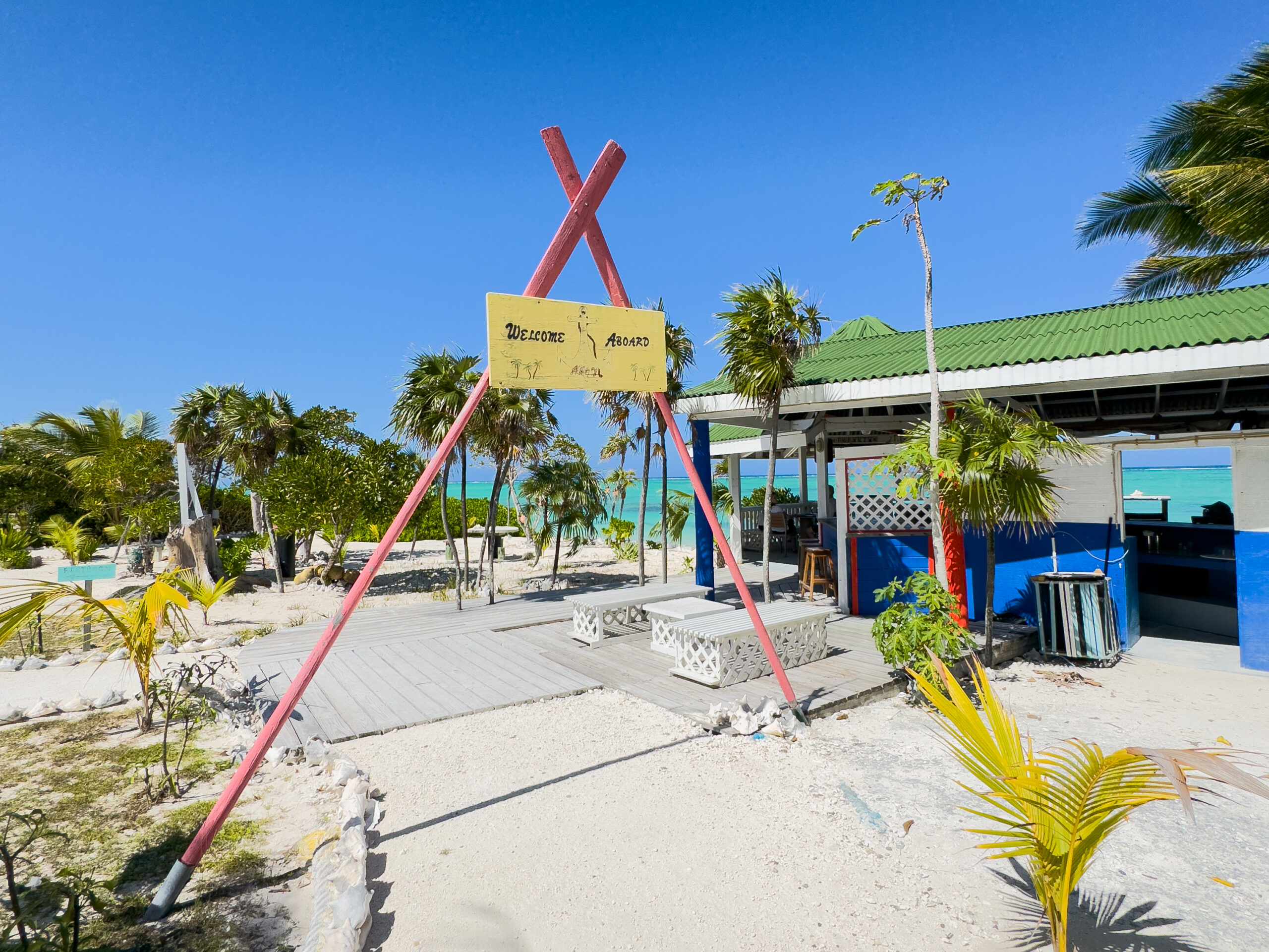 Barracuda Beach Bar